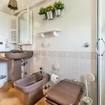 Fabula Maison Bed & Breakfast 4*