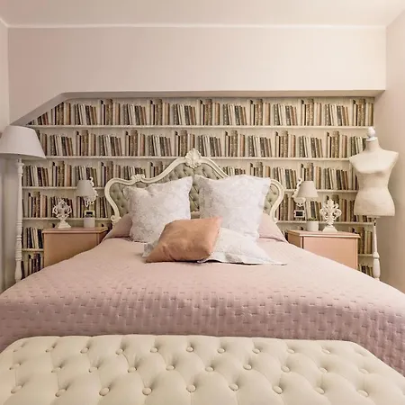 Bed and breakfast Fabula Maison 4*