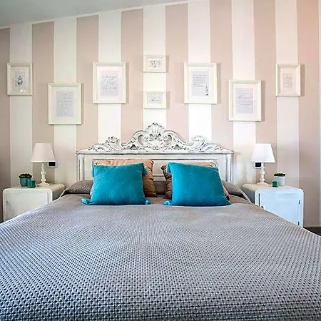Bed and breakfast Fabula Maison