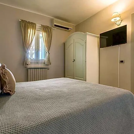 Bed and breakfast Fabula Maison