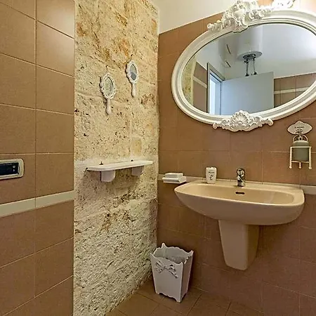 Bed and breakfast Fabula Maison 4*